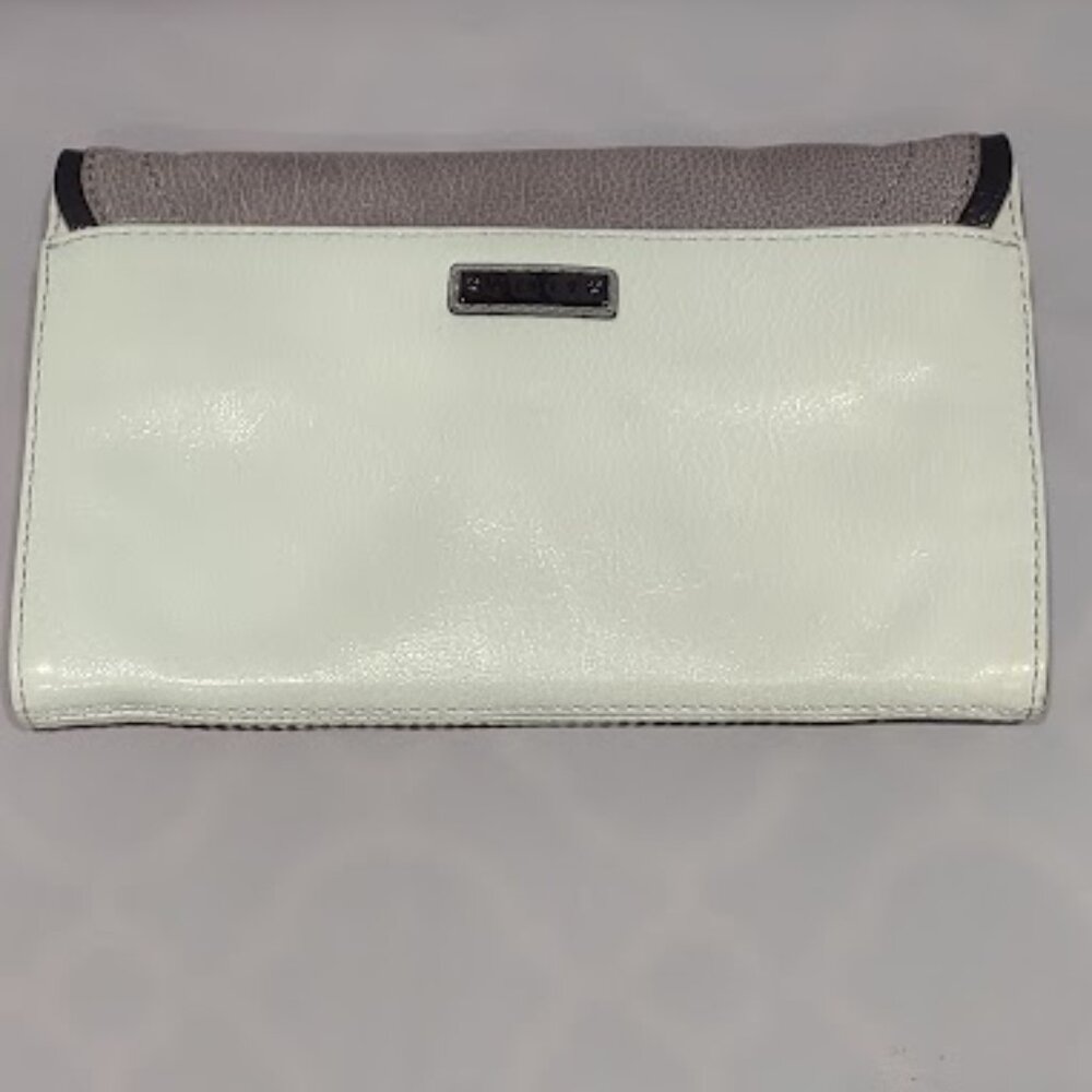 MILLY MINT GREYWHITE PEBBLED LEATHER ENVELOPE CLUTCH BLACK DETACHABLE  44" CHAIN